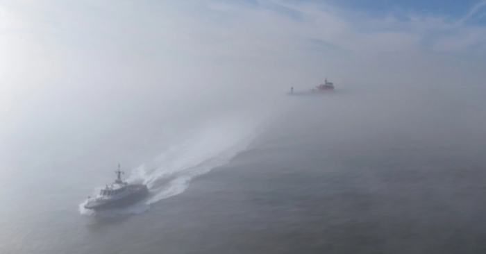 Погодени два танкера во Ормускиот Теснец, нови напади врз американски бази во Катар, Кувајт и Ирак
