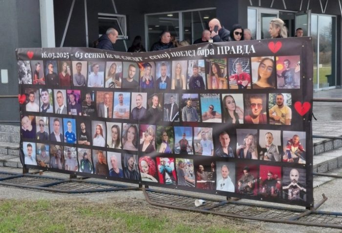 ЕДНА ГОДИНА ПО ТРАГЕДИЈАТА: Болката не стивнува, Кочани и Македонија тагуваат по 60 изгубени животи во пожарот во Пулс