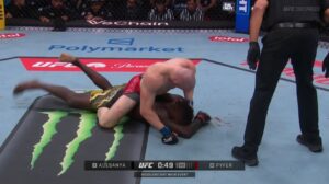 Џо Пајфер  со прекин во втората рунда го победи поранешниот шампион Израел Адесања