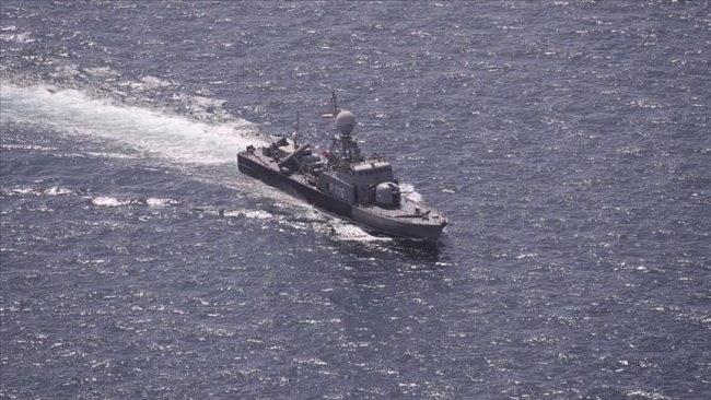 НАД 100 ИСЧЕЗНАТИ ОТКАКО ПОДМОРНИЦА НАПАДНА ИРАНСКИ БРОД ПОКРАЈ БРЕГОТ НА ШРИ ЛАНКА