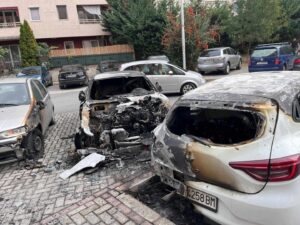 Опожарени три возила на паркинг во Ново Лисиче