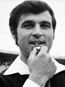 ОФС Прилеп со Плакета постхумно го одликуваше фудбалскиот судија Трајче Маџоски