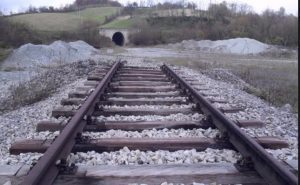 „Брзата пруга“ брза само на хартија!