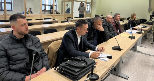 СУДЕЊАТА НА ПОЛИЦАЈЦИ ЗА ПОЖАРОТ ВО „ПУЛС“ ПОЧНАА СО ТИЕ ШТО ВНЕСУВАЛЕ НЕТОЧНИ ПОДАТОЦИ ЗА КОНСТАТИРАНИТЕ НЕПРАВИЛНОСТИ ЗА ДИСКОТЕКАТА СЛОБОДНО ДА МОЖЕ ДА ПРОДОЛЖИ СО РАБОТА