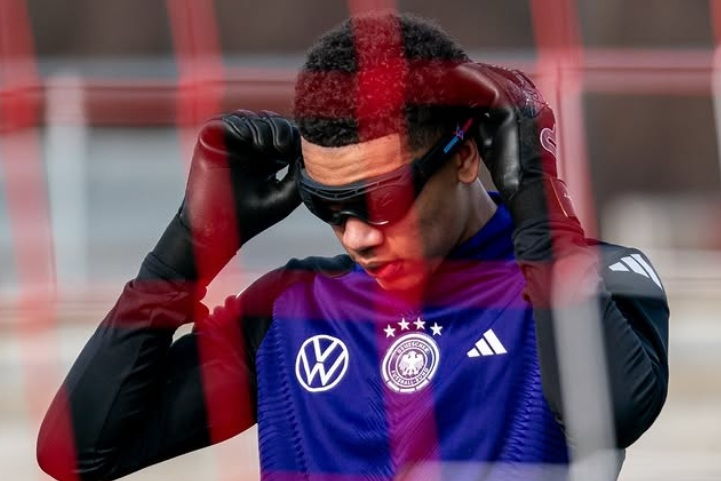 Неверојатно: 16-годишен голман ќе брани за Баерн Минхен во ЛШ