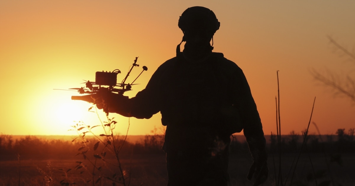 Украински дронови нападнаа рафинерија за нафта и пристаниште во руски Краснодар