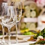 Терасите носат пари, сонцето ги полни масите