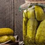 Сокот од кисели краставички има скриена моќ