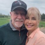 Чак Норис зад себе остави пет деца, два брака и живот поголем од филмскиот мит, а од глумата се повлече за да ѝ се посвети на болната сопруга