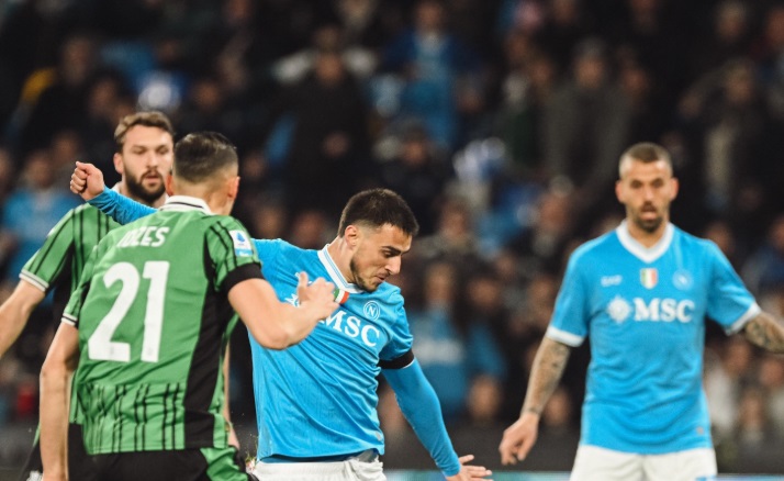 Бомба од Осгровот: Манчестер Јунајтед во трка за потписот на Елмас!