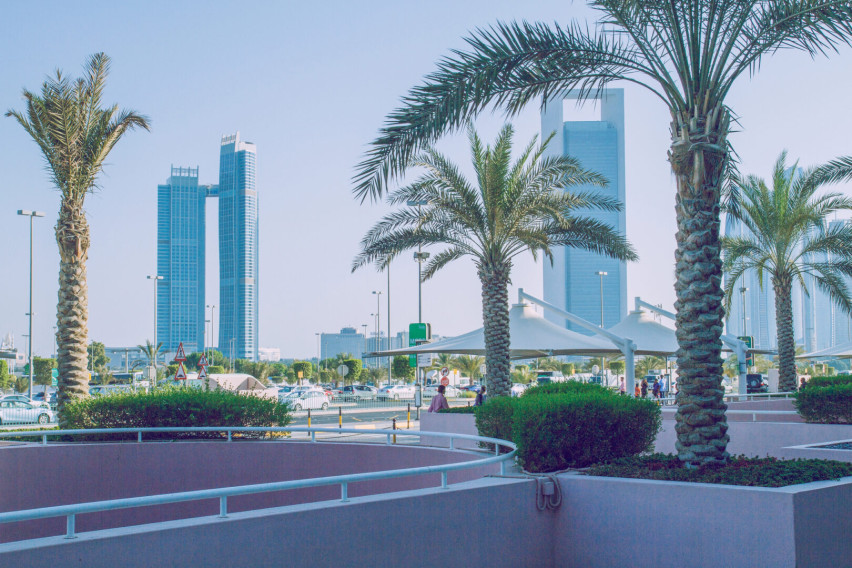 [ФОТО] Властите во Абу Даби наредија да се продолжи престојот на гостите, трошоците ги сноси државата