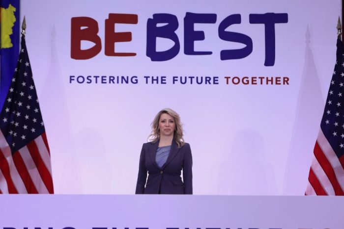 ГЛОБАЛЕН САМИТ ВО САД: Сопругата на премиерот Мицкоски, Рози Мицкоска учествува на самитот во организација на Меланија Трамп