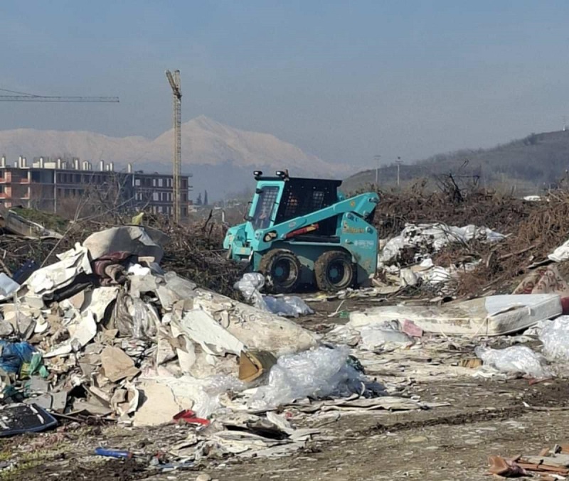 (Видео) Повторно се чисти депонијата кај „Борис Трајовски“ во Карпош 3