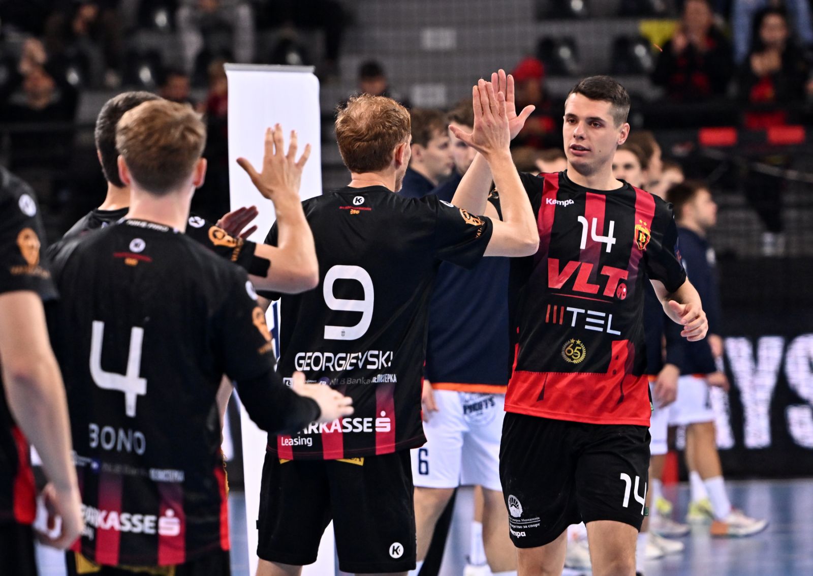 ПОЗНАТИ СОСТАВИТЕ: Чупиќ избра – има три промени во Вардар за Бенфика