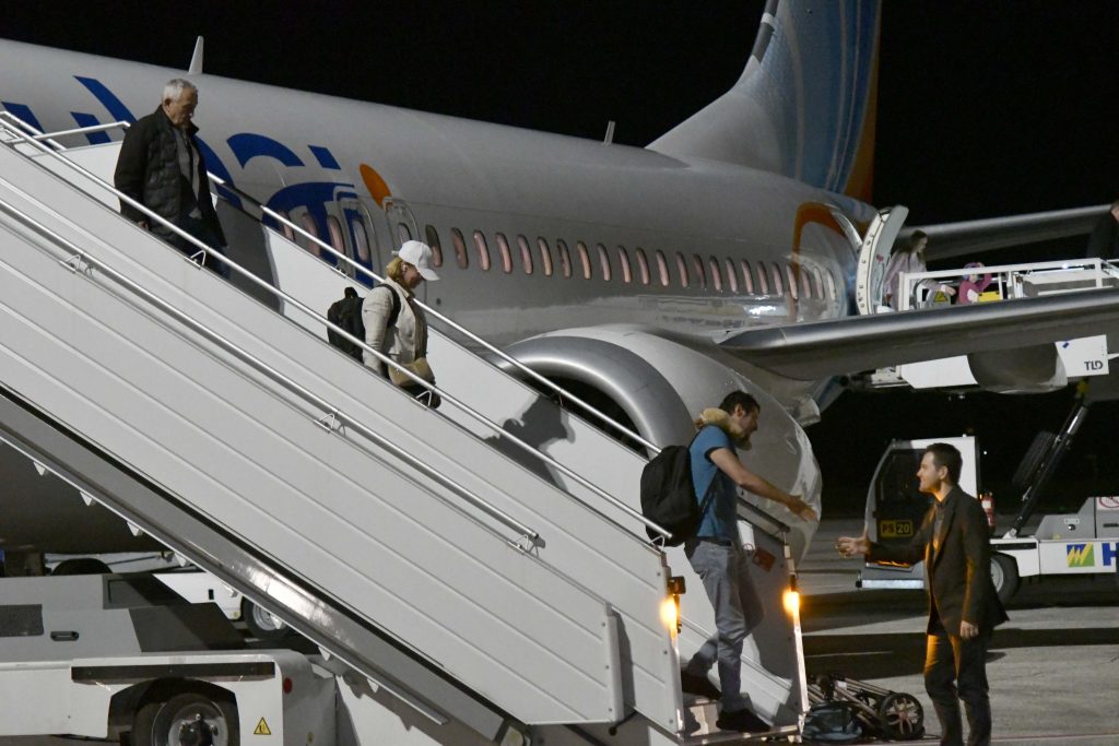 Во вторник ќе се реализира уште еден лет од Дубаи за Скопје за евакуација на македонски граѓани