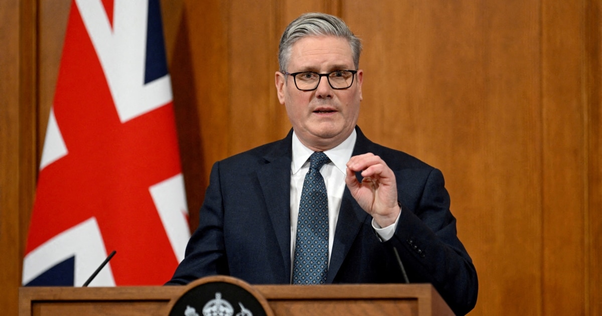 Велика Британија и сојузниците работат на „одржлив план“ за отворање на Ормускиот теснец