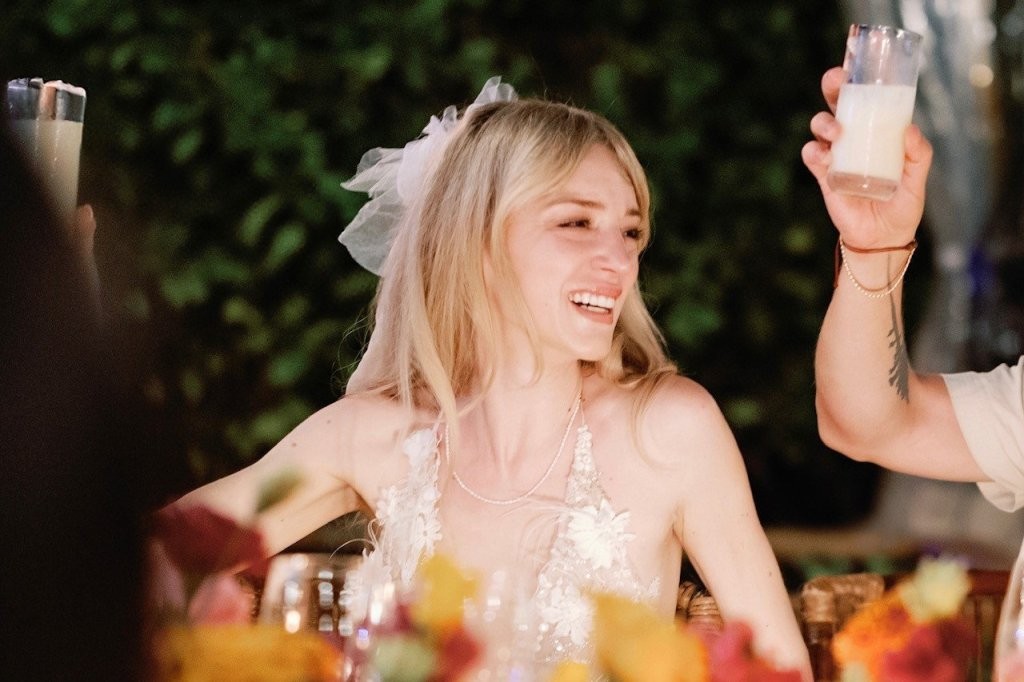 „Како ботоксот ми ја уништи свадбата од 700.000 долари – останав без насмевка и изгледав како анимиран лик“