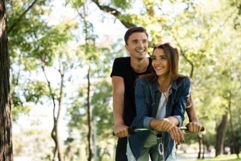 Научете го љубовниот јазик на вашиот партнер – еве како