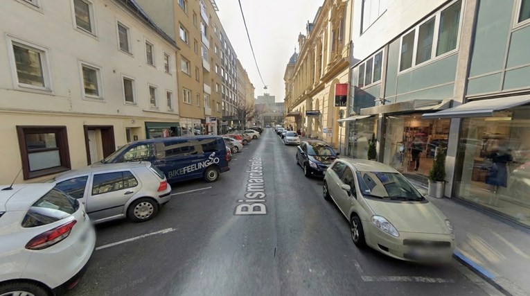 Случајните минувачи во Линц биле Авганистанци, ги прободел Хрват