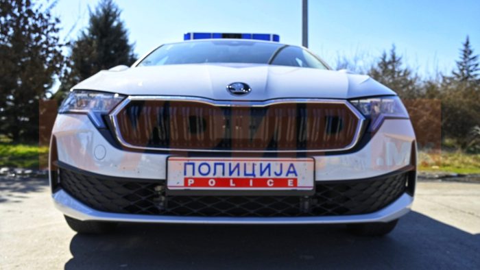 Починат 18- годишен скопјанец бил донесен во болницата во Гостивар, тешко повредено 8-годишно дете