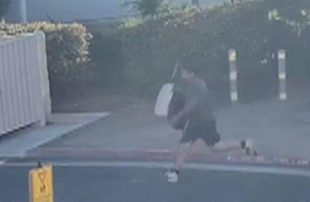 Криза со гориво достигна ново дно: Крадец точи бензин од комбе за ученици со посебни потреби, додека жителите на Калифорнија се соочуваат со рекордно високи цени на бензинот