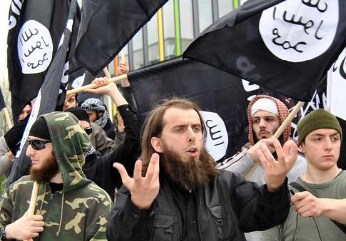 Половина од младите муслимани во Германија му се наклонети на исламизмот