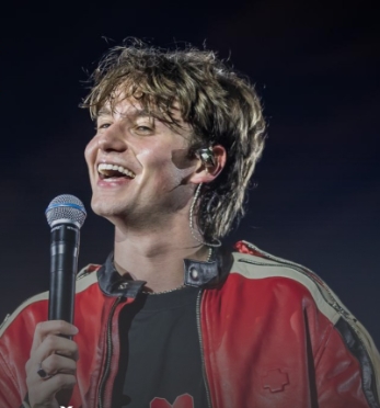 Јаков Јозиновиќ и одговори на предизвикот на Сенидах, фановите бараат дует (ВИДЕО)