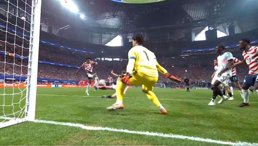 Белгија не треба да се тресе, има одлична замена за Куртоа!