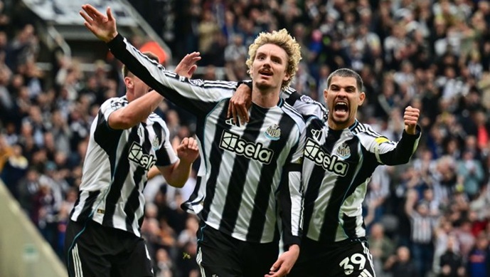 Њукасл потроши 140 милиони на напаѓачи но се покажаа како промашувања, ќе се купува нов