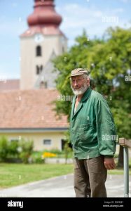 Во Швајцарија се појави „Црква за фармери“ прилагодена на ритамот на земјоделскиот живот