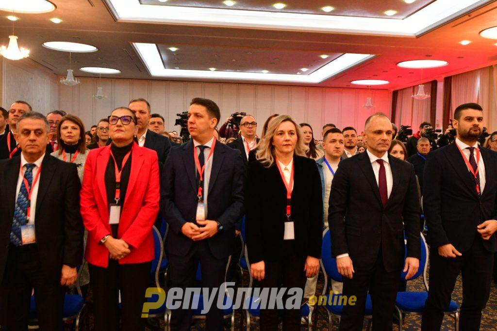 “Цивил“ на Џабир Дерала ги коментира превирањата во СДСМ: Со пијана посада, насред разбранувано море