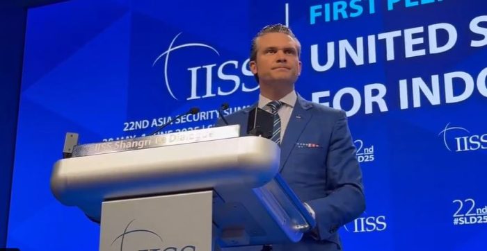 ХЕГСЕТ: Моџтаба Хамнеи нека излезе самиот  во јавноста и каже како му е