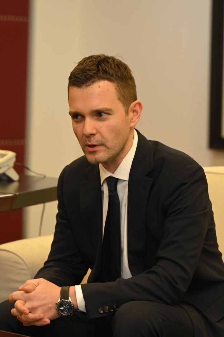 Муцунски во Брисел на средби со еврокомесарката за проширување Марта Кос и други претставници на ЕК и ЕП