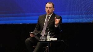 Андоновски: Се планира национална стратегија за развој на медуимите