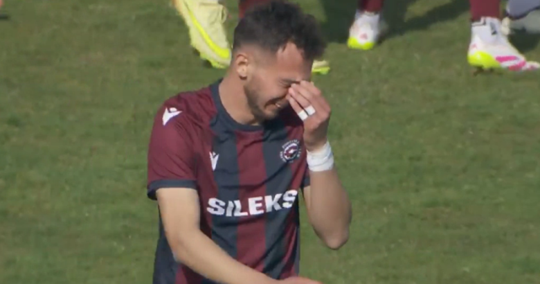 Фудбалер на Силекс плачеше по црвен картон со Вардар