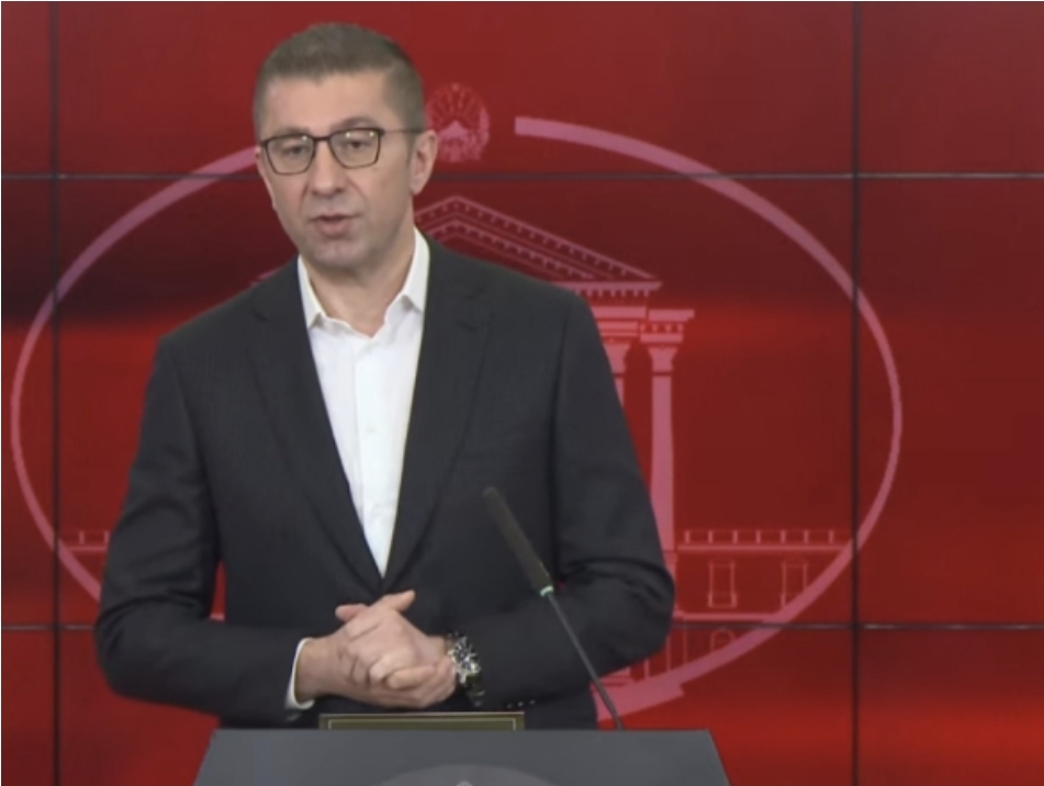 (Видео) Мицкоски со тврдење – странци доаѓаат и точат горива кај нас, се троши 10% од вкупната потрошувачка