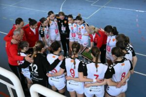 Горди на двете полуфиналиња на Македонија на СП во училишен ракомет