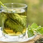 Билка која ги елиминира сите токсини од телото, расте насекаде околу вас