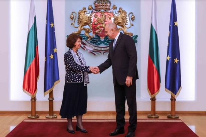 Сиљановска-Давкова: Со премиерот Радев ќе трагаме по ново решение за деблокада на евроинтеграциите