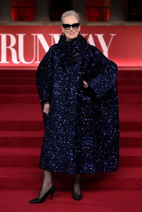 Заборавете на боење на екстензиите за коса секој месец: Оваа техника прави чуда за седата коса