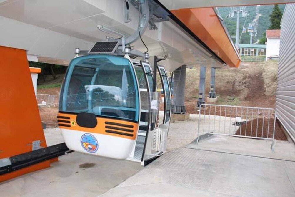 Ветерот ја сопре жичницата на Водно, ЈСП најавува нормализација кога ќе се подобрат условите