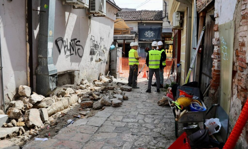 Судир за проектот за Чаршијата – ДУИ изразува сомнежи за тендерската постапка, ВМРО-ДПМНЕ негира