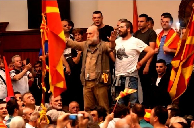 „СКАПА ЦЕНА ПЛАТИВМЕ И ПЛАЌАМЕ“: И актерот Јовановски кој е дел од осудените за 27 април со реакција