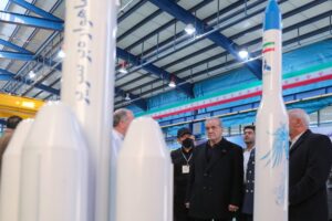 „Њујорк Тајмс“: Иран ги обновува ракетните капацитети и покрај нападите на САД и Израел