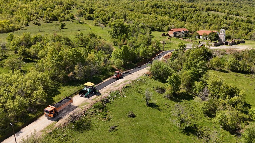 СЕ АСФАЛТИРА ПАТОТ ДО МАНАСТИРОТ „СВ. МЕРКУРИЈ“ ВО СЕЛО БАРЕШАНИ