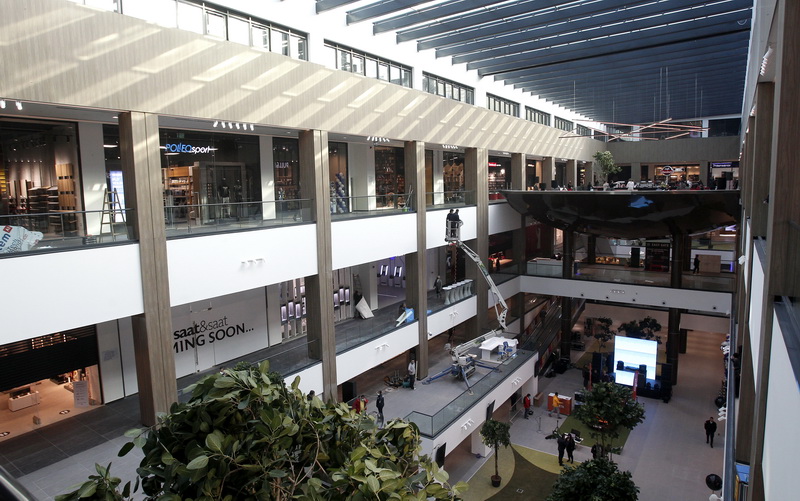 Лажни дојави за бомби го паузираа неделниот шопинг во Ист гејт и Дајмонд мол (фото)