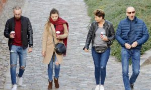 ИСТРАЖУВАЊЕ ОД ОКСФОРД ОТКРИВА: Ова е она што мажите прво го забележуваат кај жените – тоа им асоцира на плодноста