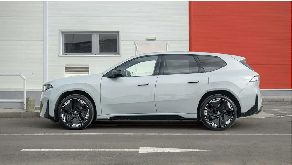 BMW iX3 постави рекорд меѓу електричните SUV модели на тест од 1.000 км