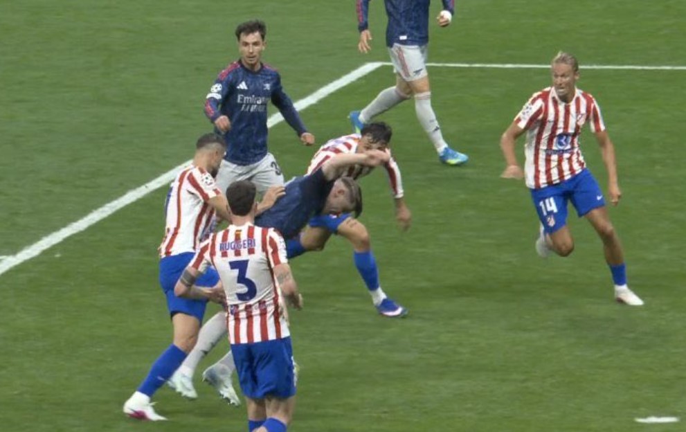 Ѓокереш изнуди пенал и го претвори во гол, Арсенал води во Мадрид (ВИДЕО)