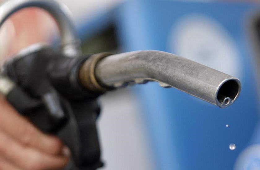 Од ноќеска на полноќ цената за литар дизел гориво ќе изнесува 98 денари